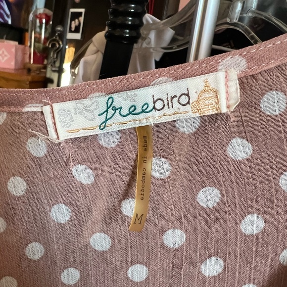Free bird “Free People “ polka dot top - Picture 4 of 4